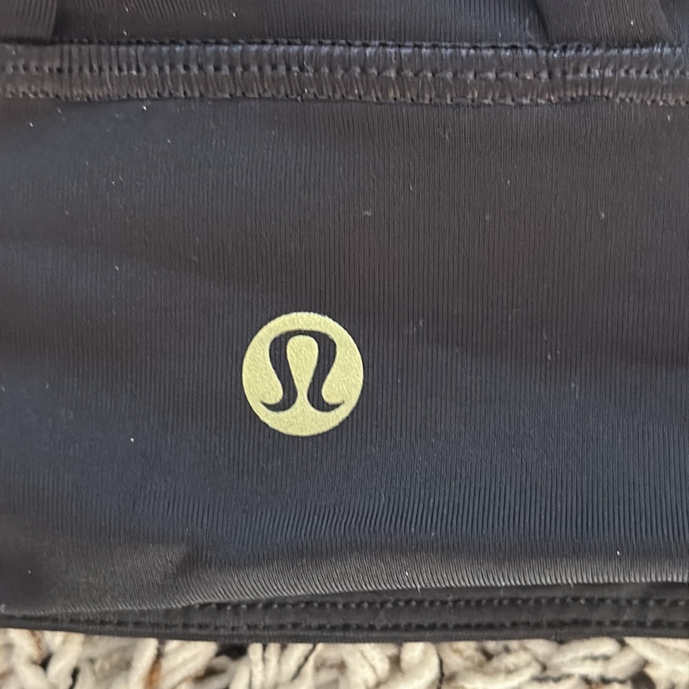 Lululemon Energy Bra Special Edition - Picture 6 of 7